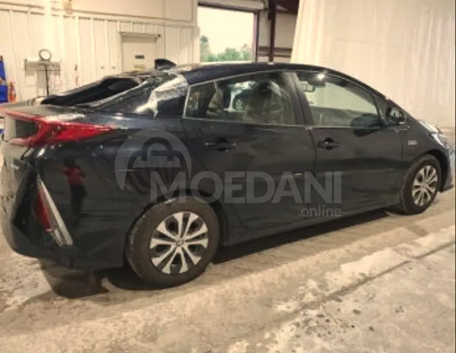 Toyota Prius 1.8L 2021 Тбилиси - изображение 3