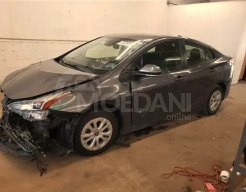 Toyota Prius 1.8L 2022 Тбилиси - изображение 1