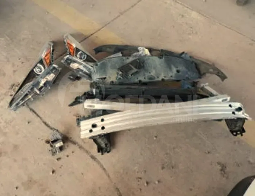 Toyota Prius 1.8L 2021 Тбилиси - изображение 11