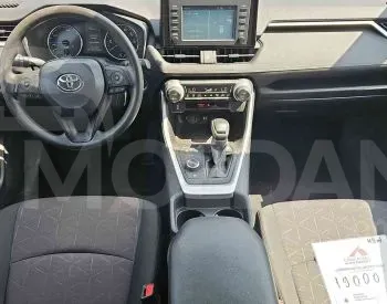 Toyota RAV4 2.5L 2019 Тбилиси - изображение 8