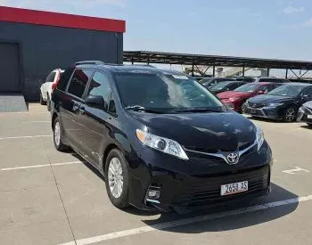 Toyota Sienna 2015 Tbilisi