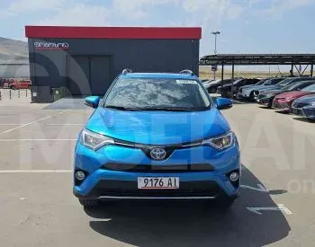 Toyota RAV4 2.5L 2018 Тбилиси - изображение 1