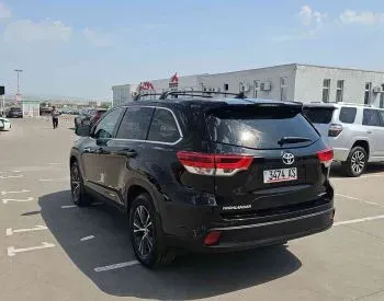 Toyota Highlander 2019 Тбилиси