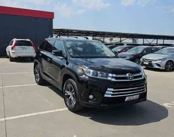 Toyota Highlander 2019 Тбилиси