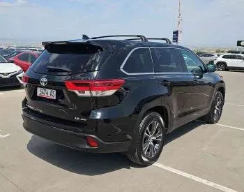 Toyota Highlander 2019 თბილისი