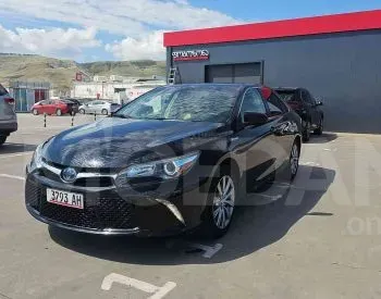 Toyota Camry 2.5L 2015 Тбилиси - изображение 1