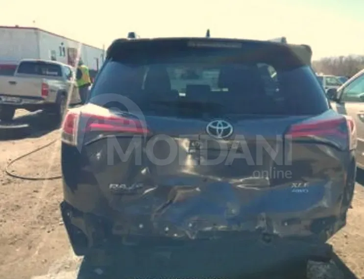 Toyota RAV4 2.5L 2017 Тбилиси - изображение 11