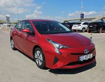 Toyota Prius 2016 Тбилиси