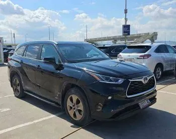 Toyota Highlander 2023 თბილისი