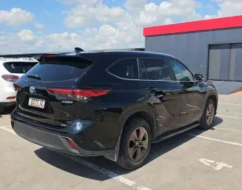 Toyota Highlander 2023 თბილისი