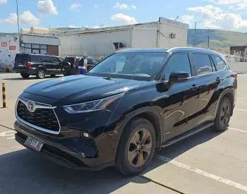 Toyota Highlander 2023 თბილისი