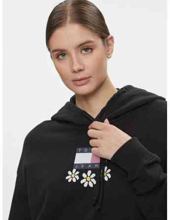 Tommy Jeans - TJW BXY DAISY FLAG HOODIE Tbilisi