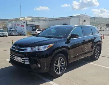 Toyota Highlander 2018 თბილისი