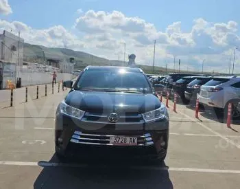 Toyota Highlander 2018 Тбилиси - изображение 2