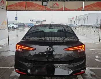 Hyundai Elantra 2019 თბილისი