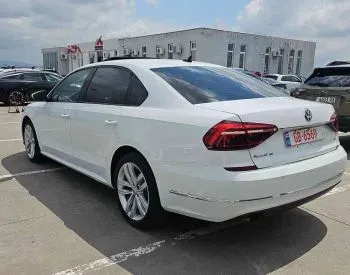 Volkswagen Passat 2 2019 Тбилиси