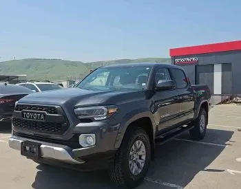 Toyota Tacoma 2016 Tbilisi