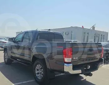 Toyota Tacoma 3.5L 2016 Тбилиси - изображение 5