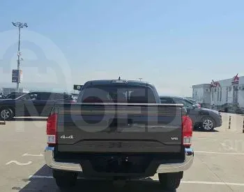 Toyota Tacoma 3.5L 2016 Тбилиси - изображение 8