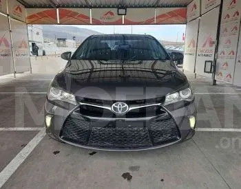Toyota Camry 2.5L 2016 Тбилиси - изображение 1