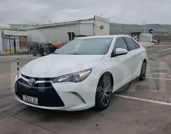 Toyota Camry 2.5L 2017 Тбилиси - изображение 1