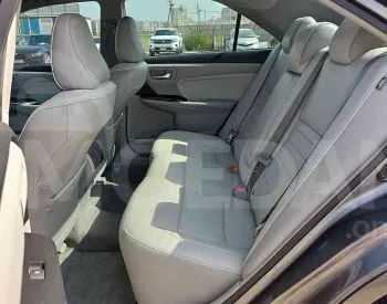 Toyota Camry 2.5L 2017 Тбилиси - изображение 7