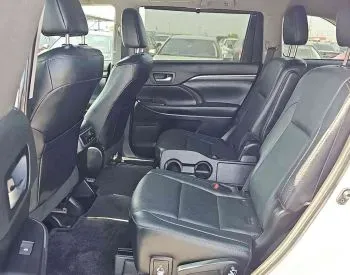 Toyota Highlander 2019 თბილისი