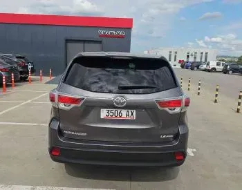 Toyota Highlander 2015 Tbilisi