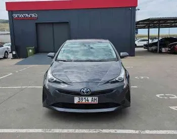 Toyota Prius 2016 Tbilisi