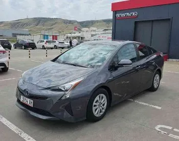 Toyota Prius 2016 თბილისი