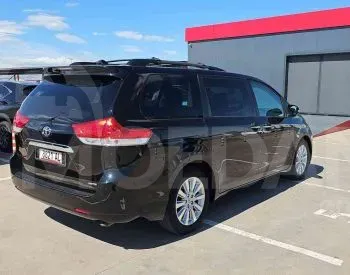 Toyota Sienna 3.5L 2014 Тбилиси - изображение 4