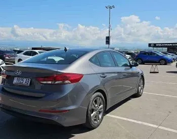 Hyundai Elantra 2018 თბილისი