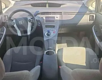 Toyota Prius 1.8L 2014 Tbilisi - photo 5