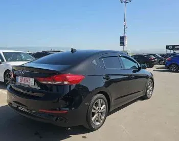 Hyundai Elantra 2017 თბილისი