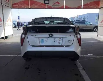 Toyota Prius 2016 Tbilisi