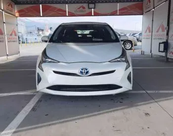 Toyota Prius 2016 Tbilisi