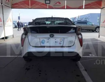 Toyota Prius 1.8L 2016 Тбилиси - изображение 5