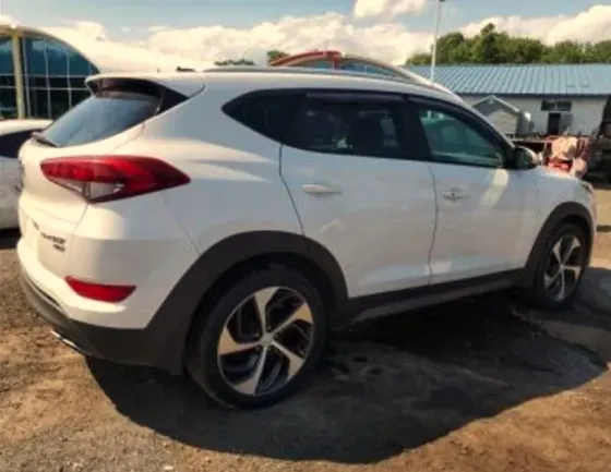 Hyundai Tucson 2016 Тбилиси