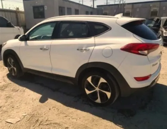 Hyundai Tucson 2016 Тбилиси