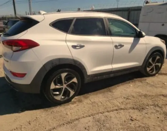 Hyundai Tucson 2016 Тбилиси