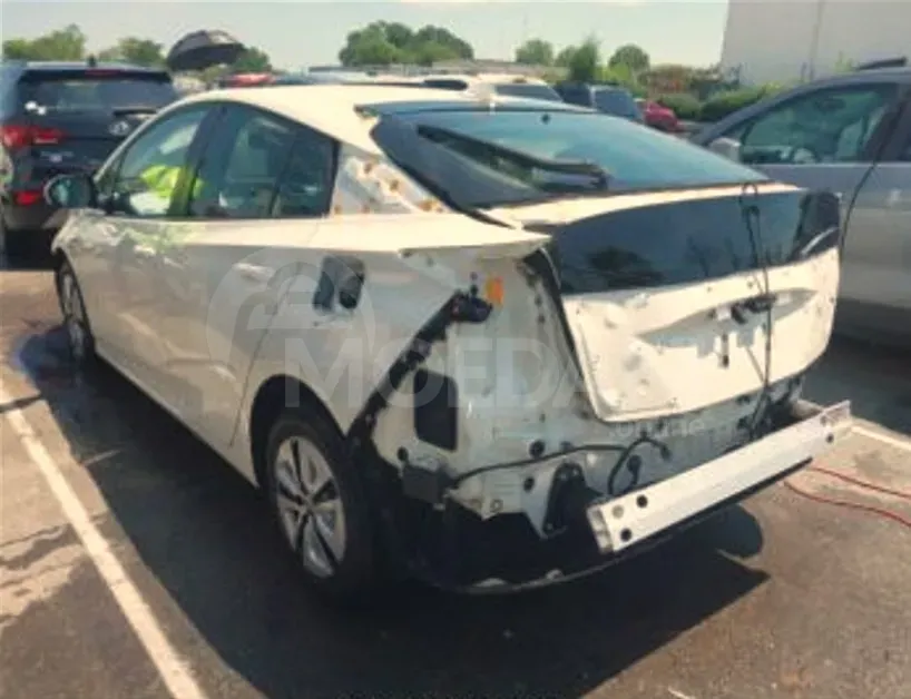 Toyota Prius 1.8L 2017 Tbilisi - photo 3