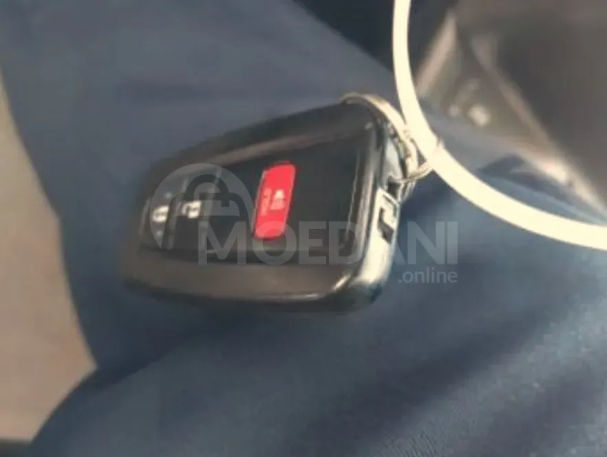 Toyota Prius 1.8L 2017 Tbilisi - photo 11