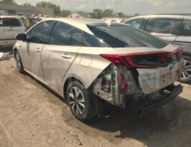 Toyota Prius 2019 Tbilisi - photo 3