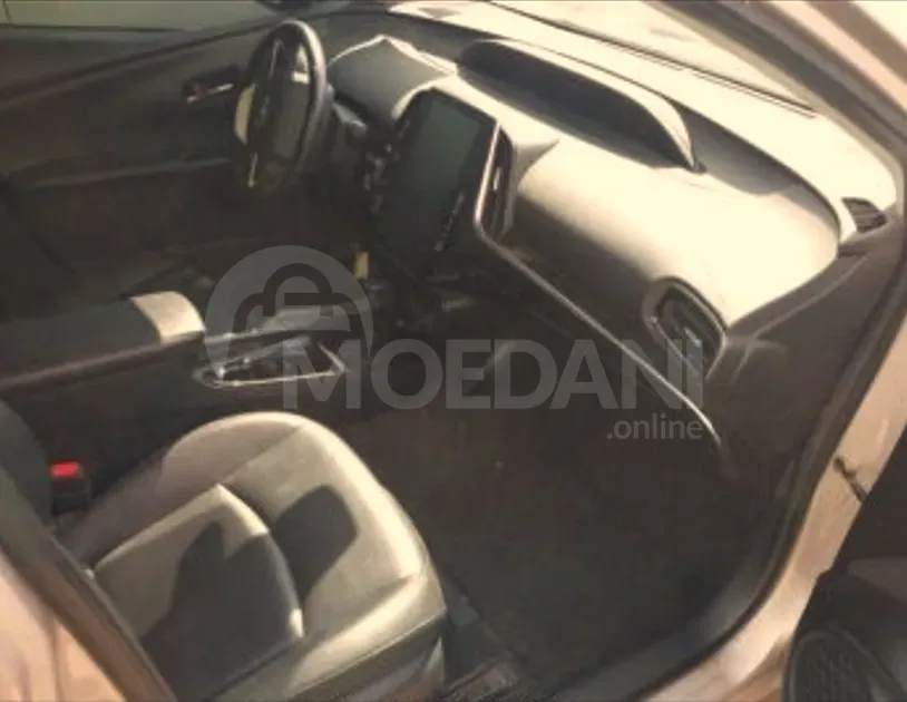 Toyota Prius 1.8L 2019 Тбилиси - изображение 5