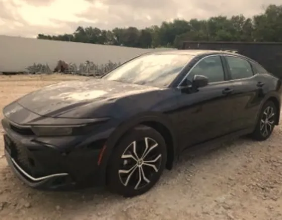 Toyota Crown 2.5L 2023 Тбилиси