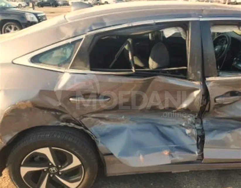 Honda Insight 2021 Тбилиси - изображение 8