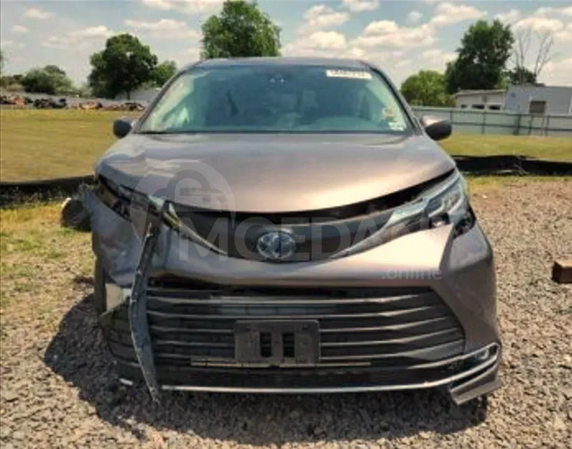 Toyota Sienna 2.5L 2022 Тбилиси - изображение 5