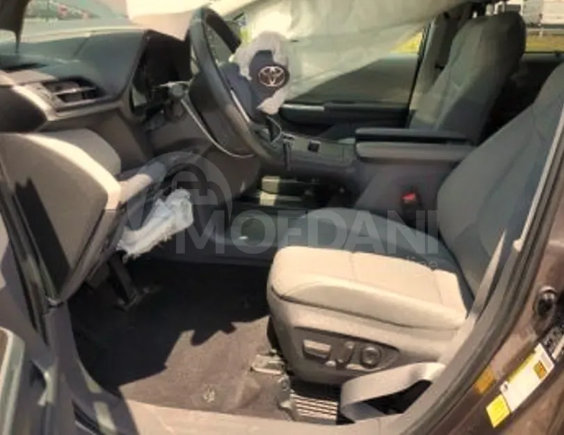 Toyota Sienna 2.5L 2022 Тбилиси - изображение 7