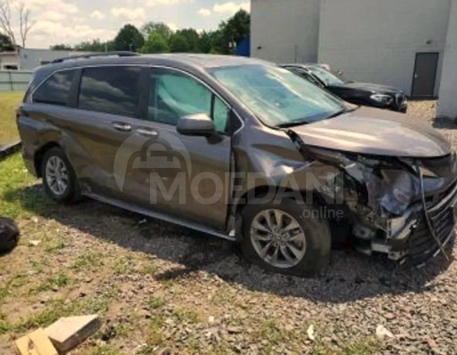 Toyota Sienna 2.5L 2022 Тбилиси - изображение 4