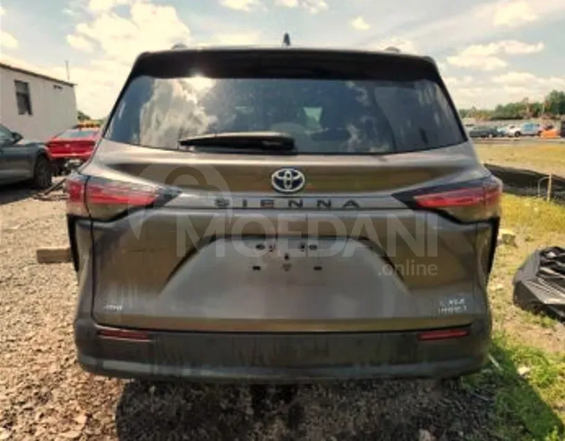 Toyota Sienna 2.5L 2022 Тбилиси - изображение 6
